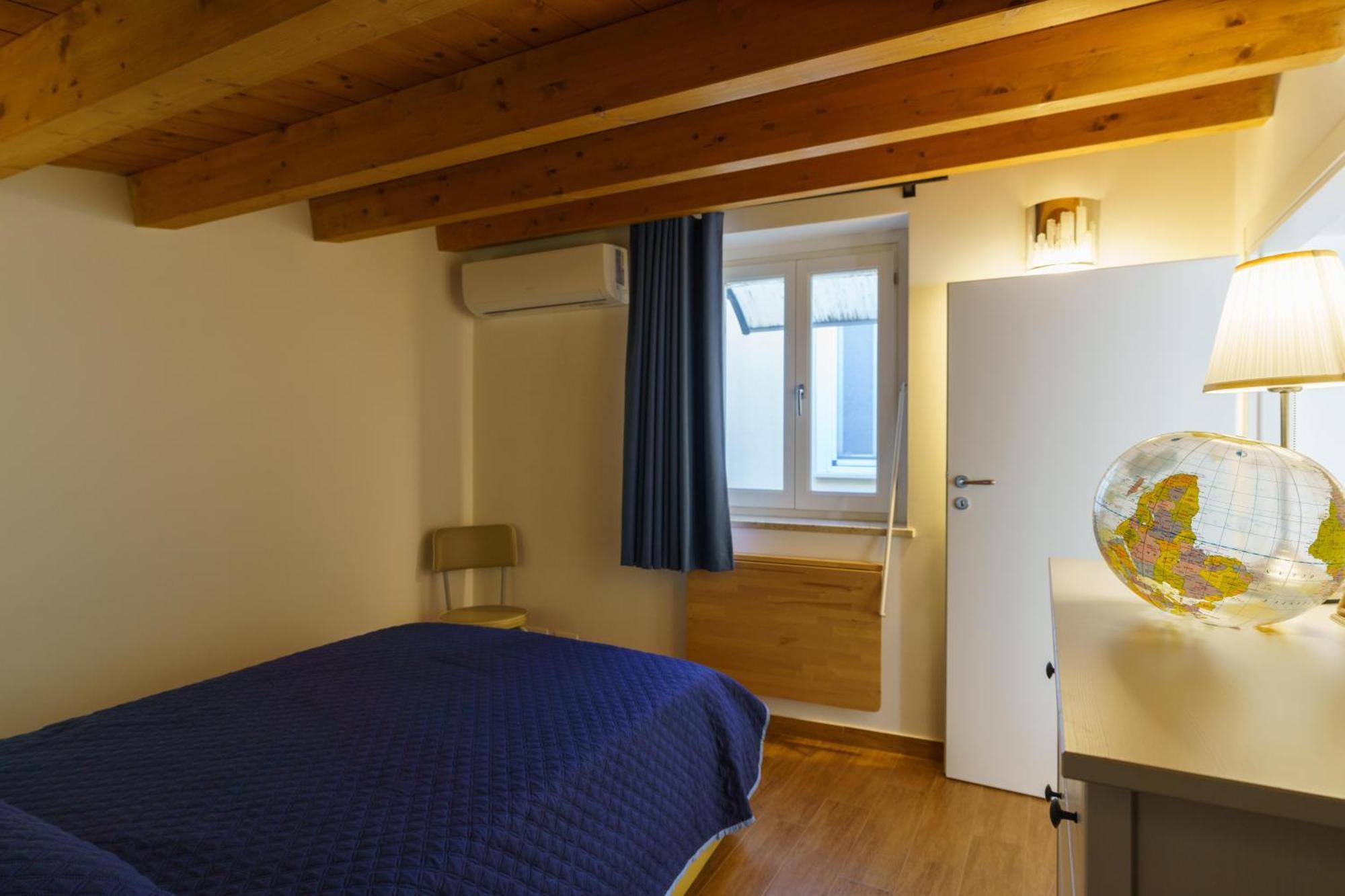 Maquedino Holiday Home & Terrace - Cozy Central Loft Palermo Esterno foto